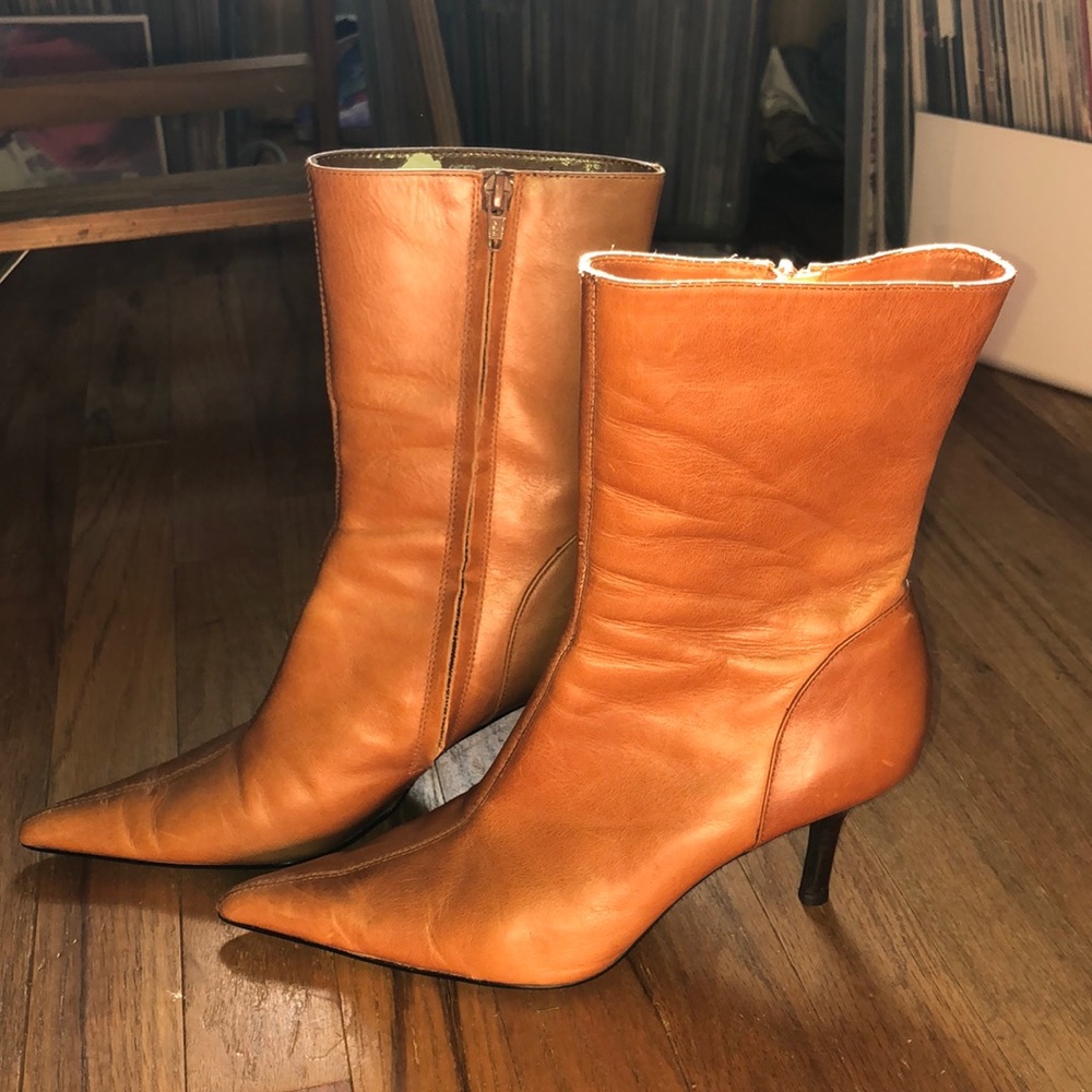 Steve Madden tan boots